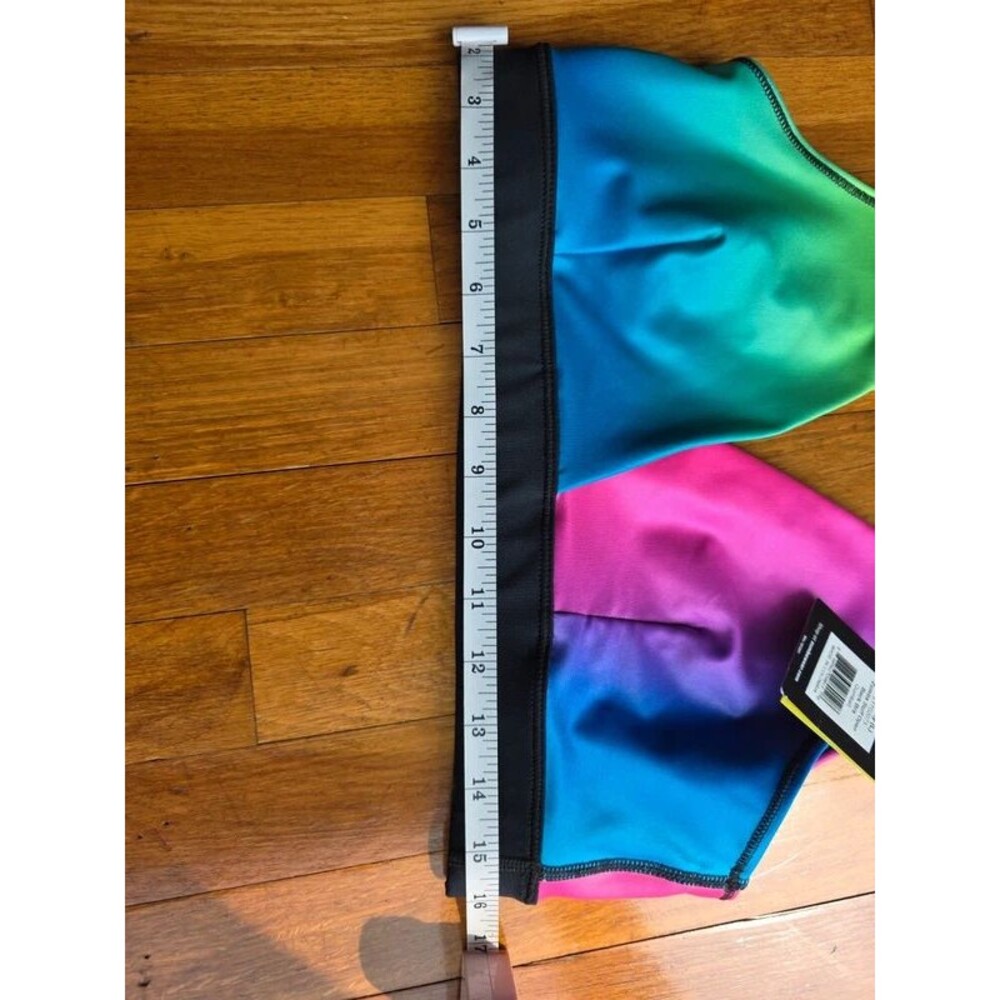 NWT Zumba Fitness WE AR Plunge V-Neck Sports Bra – Multicolor Ombre - Sz Large - Picture 7 of 9